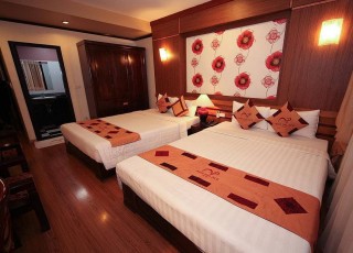 AQUARIUS LEGEND HOTEL ***